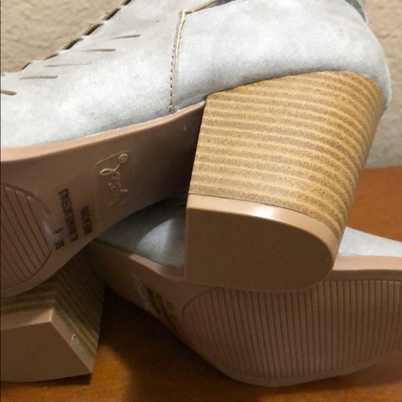 Bootie - Picture 7 of 8